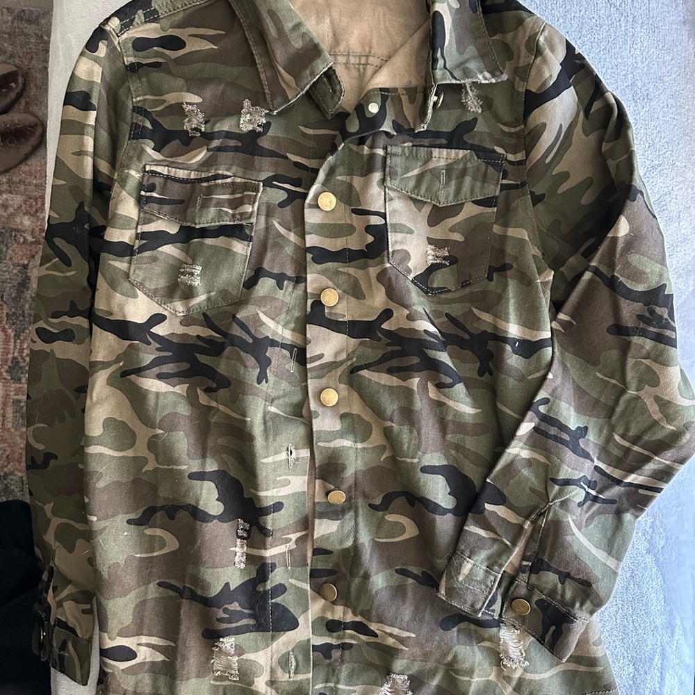 Women’s Oversized Camouflage Shirt